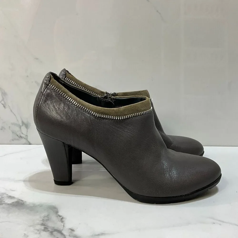 ANNE KLEIN Gray Leather Heels